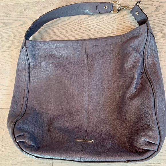 Coach Avery tote handbag Quality leather 💖 - Picture 2 of 6